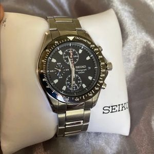 Seiko Chemograph 100M tachymeter watch